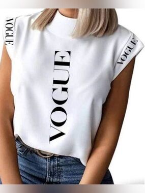 CHICME White Short Sleeve Tee with Black VOGUE Print XL